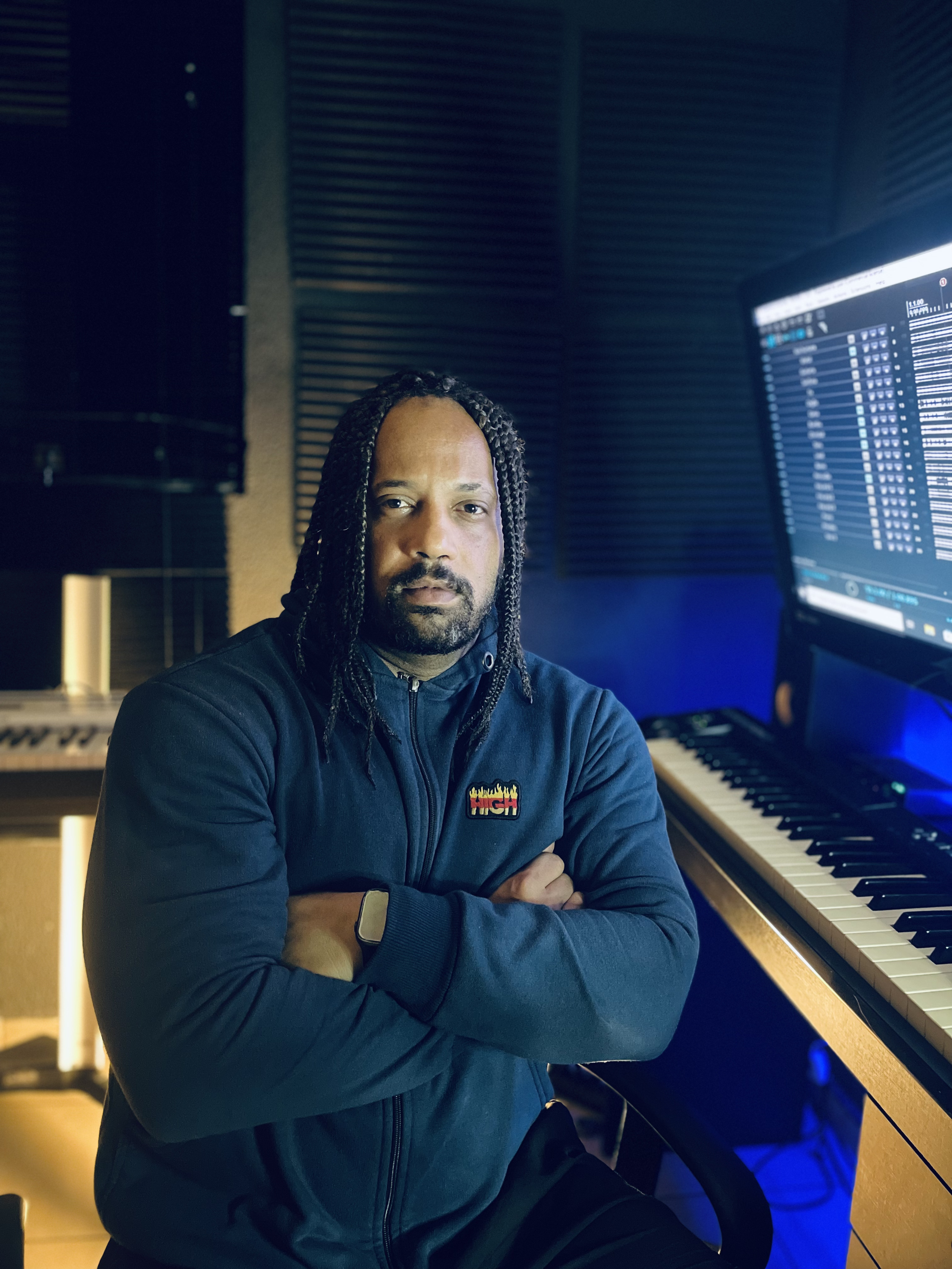 Sessão de gravação em estúdio para produção essencial